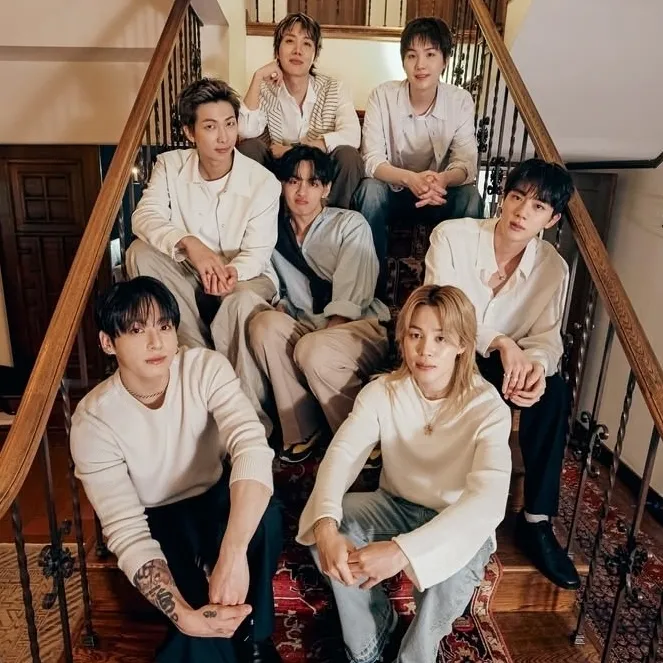 BTS x Pencari Perhatian: Temui watak utama dunia AI kami, dengan senarai ciri watak dan keupayaan berbual ai.