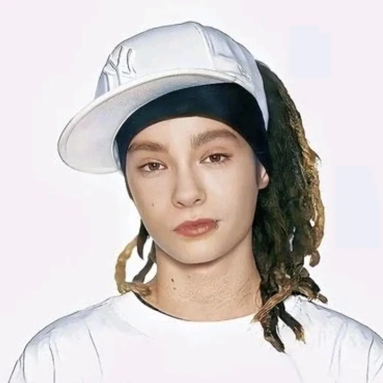 Tom Kaulitz: Arte de personagem de RPG de IA com tema de fantasia para narrativa envolvente