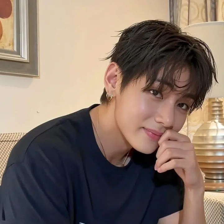 Kim Taehyung: Meet your new online friends in our chatboxai, the best free ai chatbot with deep ai chat capabilities.