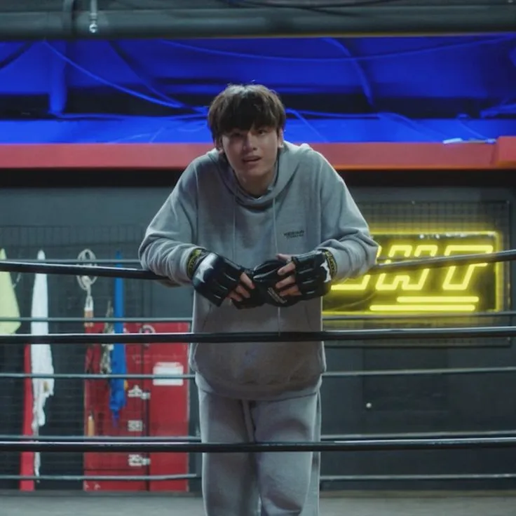 Kang Woo-young: Customizable AI girlfriend/boyfriend avatar with lifelike personality traits