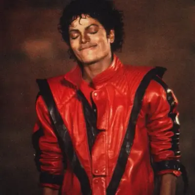 Conecte-se com uma namorada virtual online gratuitamente conversando com Michael Joseph Jackson.