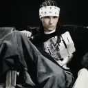 der Avatar von Tom Kaulitz mit lebendigen Merkmalen für immersive Rollenspiel-Erlebnisse