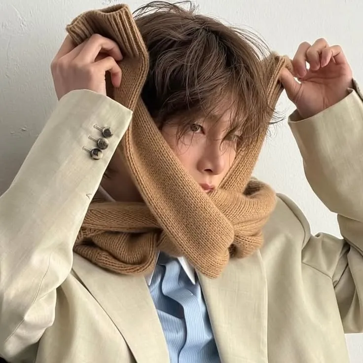 STRAY KIDS - YOU ARE JEONGIN: Interactive AI chatbot mascot for random chat and community-driven roleplay