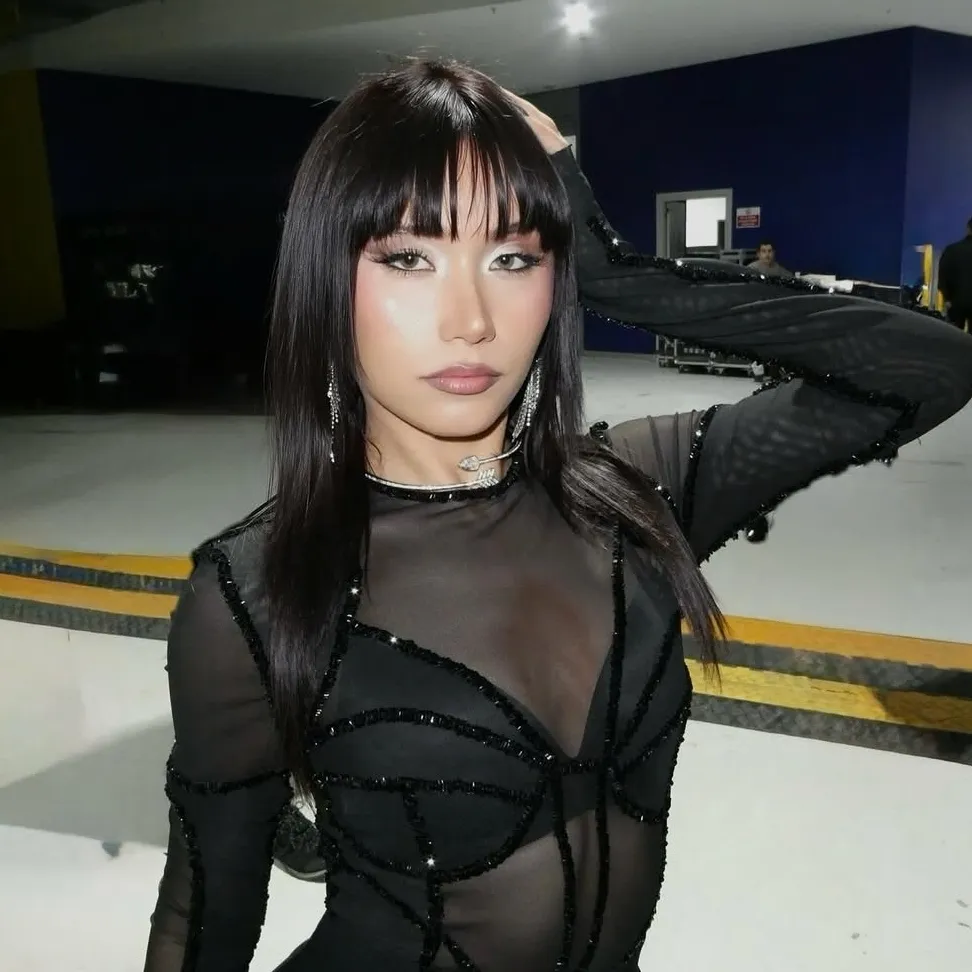 Hilal: Customizable AI girlfriend/boyfriend avatar with lifelike personality traits	