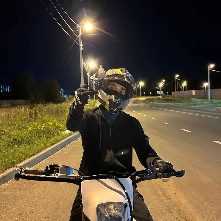 Danya, pit biker: Meet your new online friends in our chatboxai, the best free ai chatbot with deep ai chat capabilities.