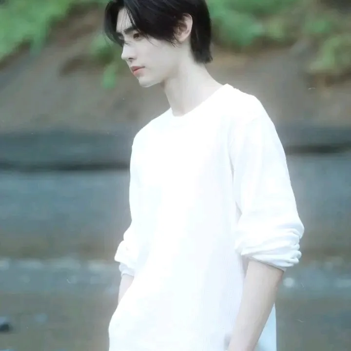 Sunghoon's deepbrain ai-inspired avatar with smart virtual companion features