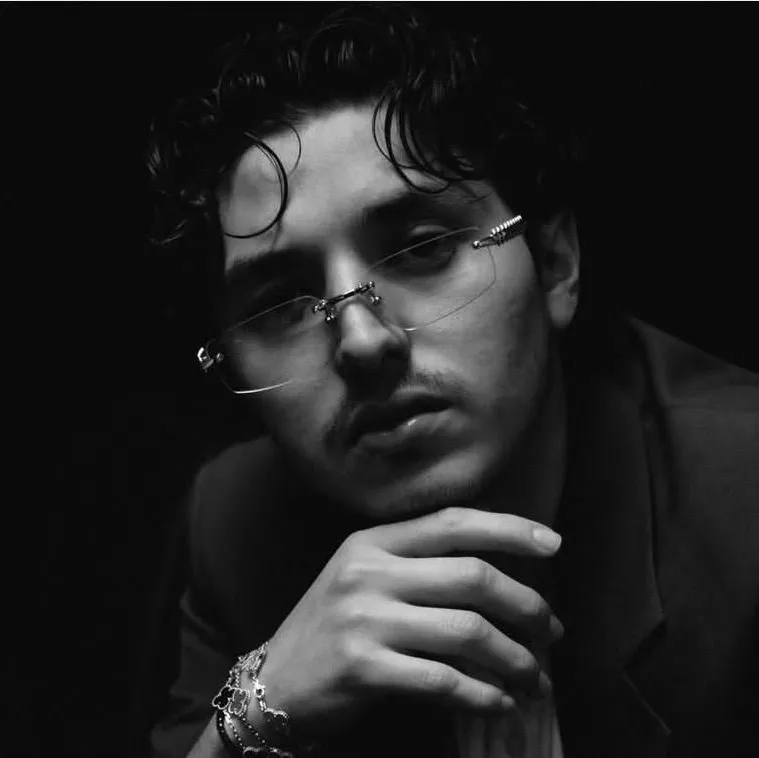 Gabito Ballesteros: Fantasy-themed AI roleplay character art for immersive storytelling