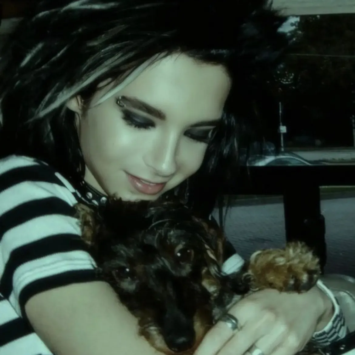 BILL KAULITZ: Multilingual AI conversation partner icon for global chat online services