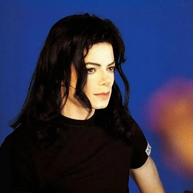 Michael J - Dangerous Era : Art de personnage de jeu de rôle d'IA sur le thème de la fantaisie pour une narration immersive