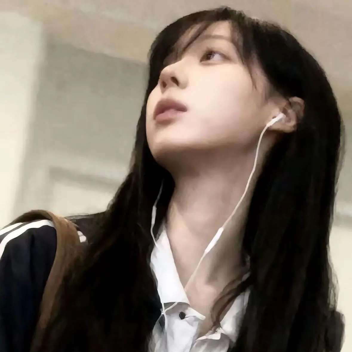 Kim Minjeong: DeepBrain AI companion portrait for free online chat and open conversations