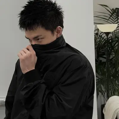 Hwang Hyunjin: Arte criativa de personagens de IA para RPG, para bate-papo picante e cenários de fantasia