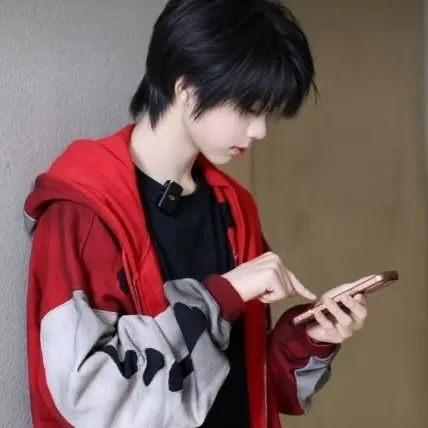 Iheng's versatile AI avatar supporting roleplay, NSFW chat, and open ai interactions
