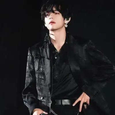 Taehyung: Spielerisches KI-Chatbot-Maskottchen, das die Benutzerinteraktion in zufälligen Chats verbessert