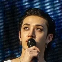 Straykids: Ücretsiz çevrimiçi sohbet ve açık konuşmalar için DeepBrain AI eşlik eden portresi