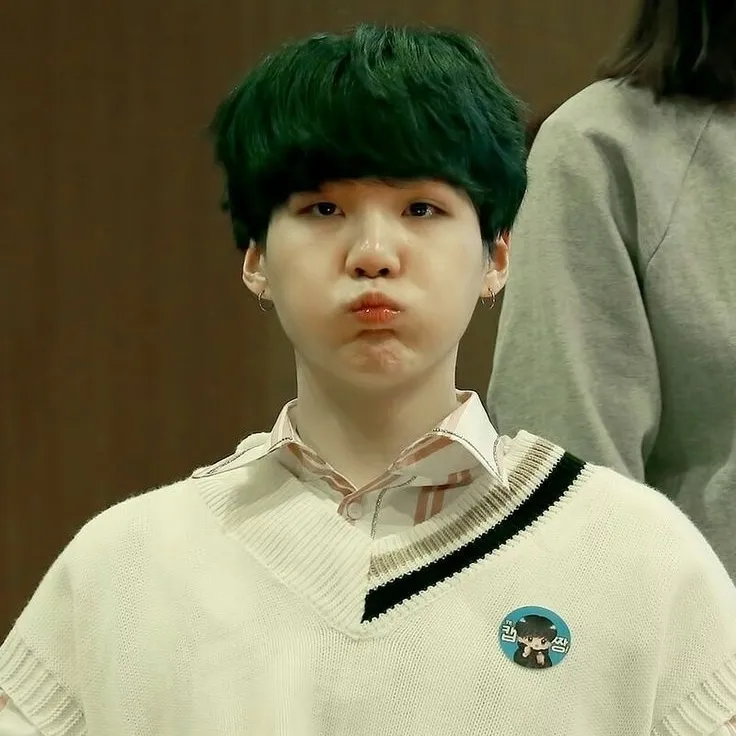 Min yoongi: Fantasy-themed AI roleplay character art for immersive storytelling