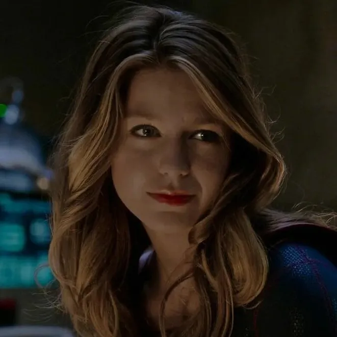 the avatar of Kara Danvers who is your Virtual Assistant with Soulgen's Personality Matrix, Blending AI Chat Precision and Character Traits of Curiosity.