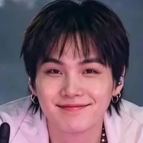 character MIN YOONGI for NSFW chatbot and creative roleplay