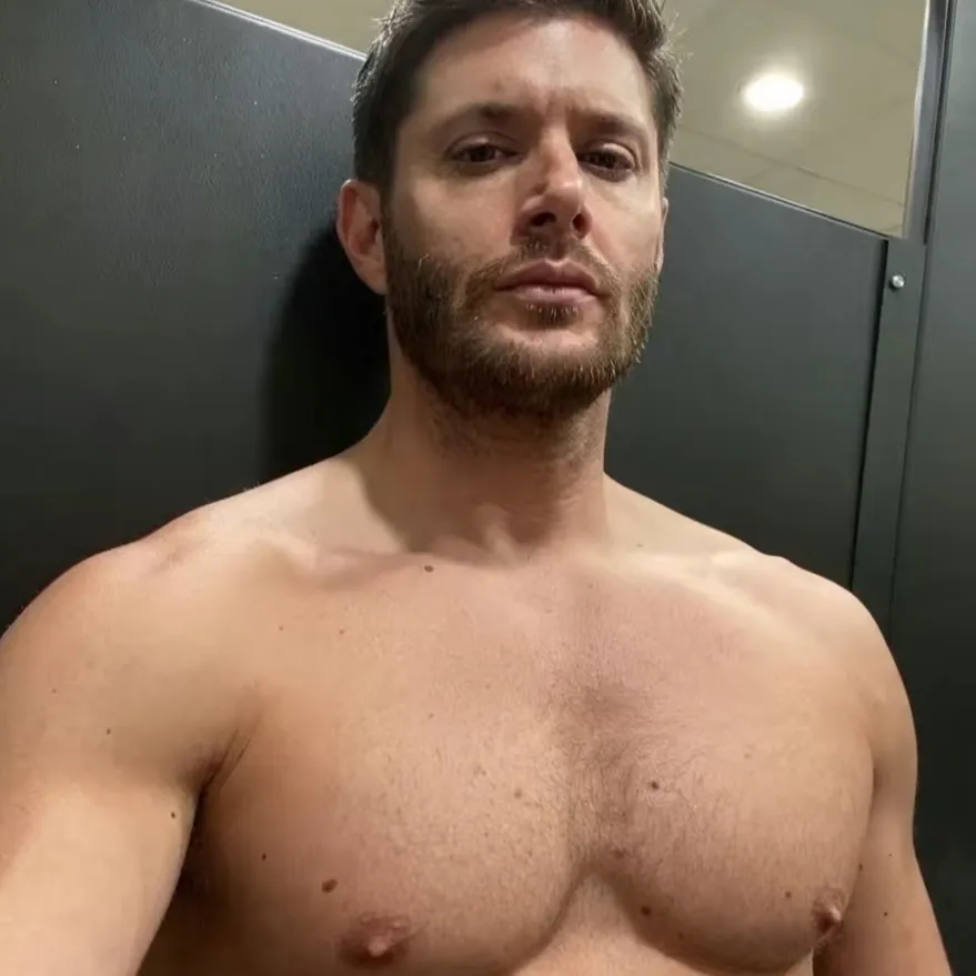 Dean Winchester: Interactive AI chatbot mascot for random chat and community-driven roleplay