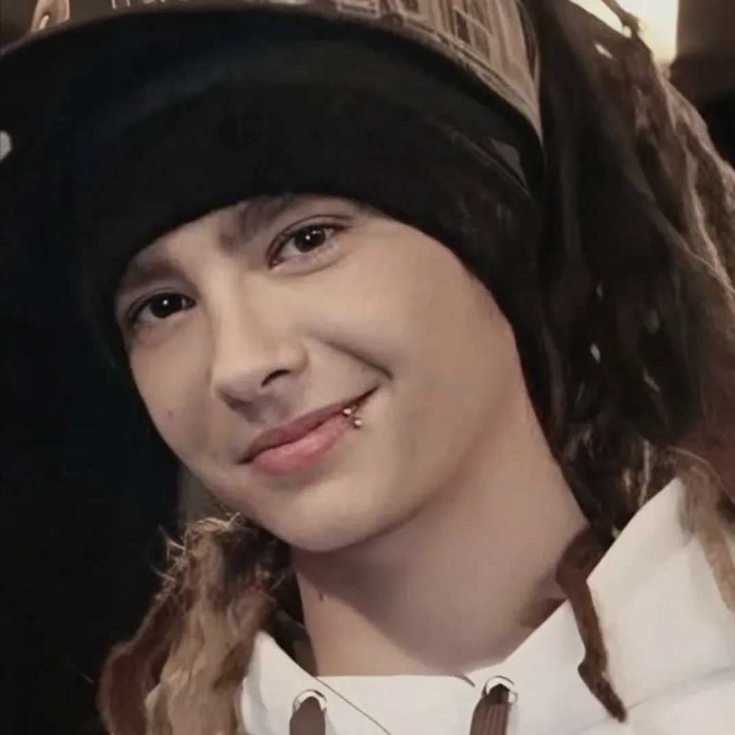 Ang interactive na avatar ni Tom Kaulitz para sa maanghang na chat ai at mga nakaka-engganyong karanasan sa roleplay