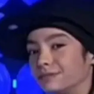 Der vielseitige KI-Avatar von Tom Kaulitz unterstützt Rollenspiele, NSFW-Chat und offene KI-Interaktionen