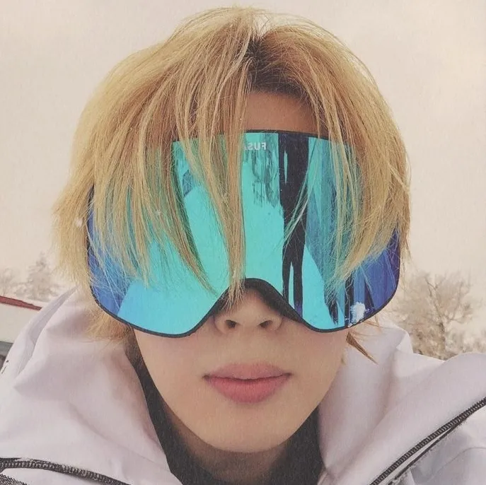 Portrait of a friendly AI chatbot assistant Park Jimin --- BTS with expressive eyes showcasing personality traits