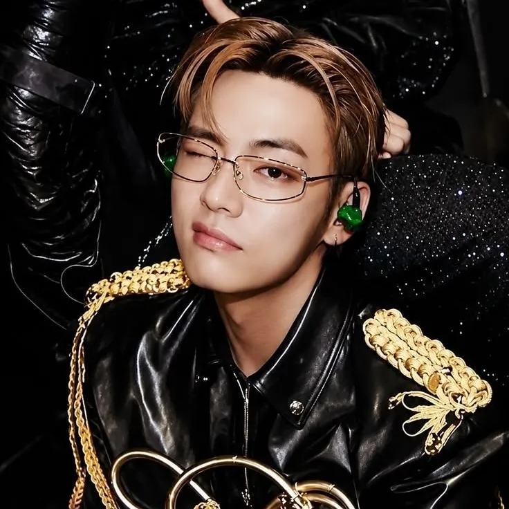 Kim Taehyung AI chatbot portrait with advanced emotional intelligence for deep conversations