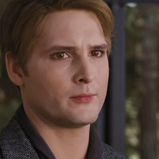 Carlisle Cullen: Explore the world of AI with our unrestricted ai and free unlimited chat online, powered by warhammer fantasy roleplay.	