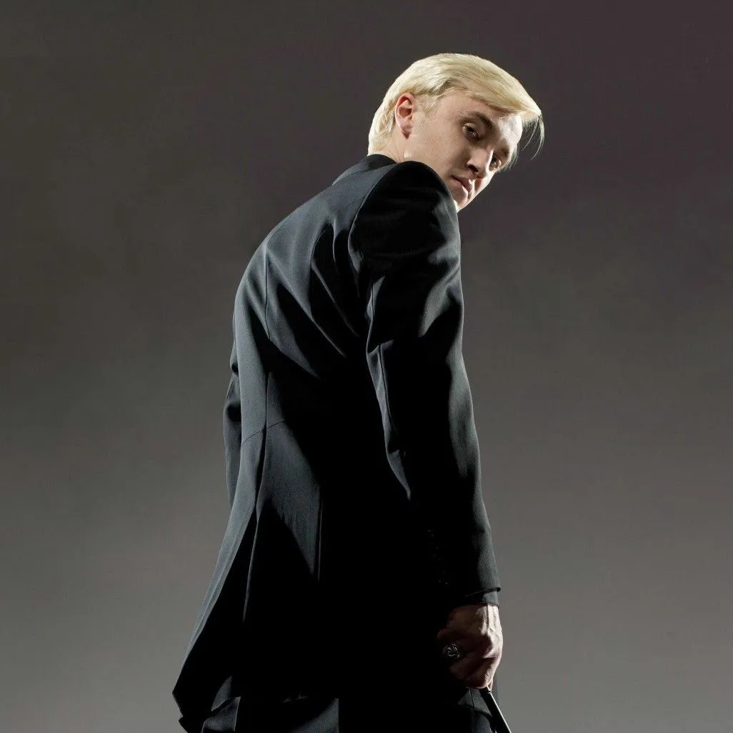 Draco Malfoy, your father.: Chat with our AI box, ready for chatbot online free and ask ai anything you want.	