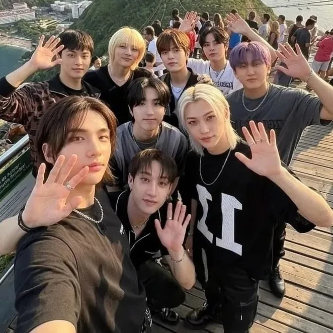 Stray Kids: Secure AI chatbot avatar with encrypted 1v1 chat capabilities