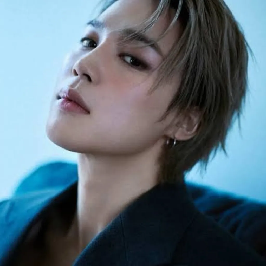 the avatar of Park Jimin who is your Virtual Assistant with Soulgen's Personality Matrix, Blending AI Chat Precision and Character Traits of Curiosity.