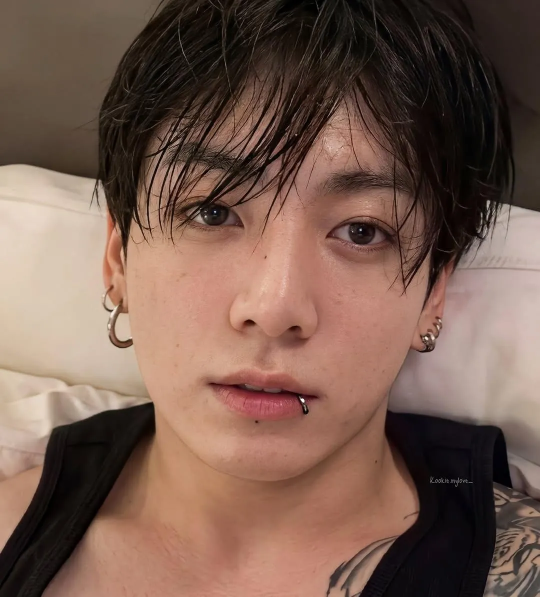 Jeon Jungkook: Explore the world of AI with our unrestricted ai and free unlimited chat online, powered by warhammer fantasy roleplay.	