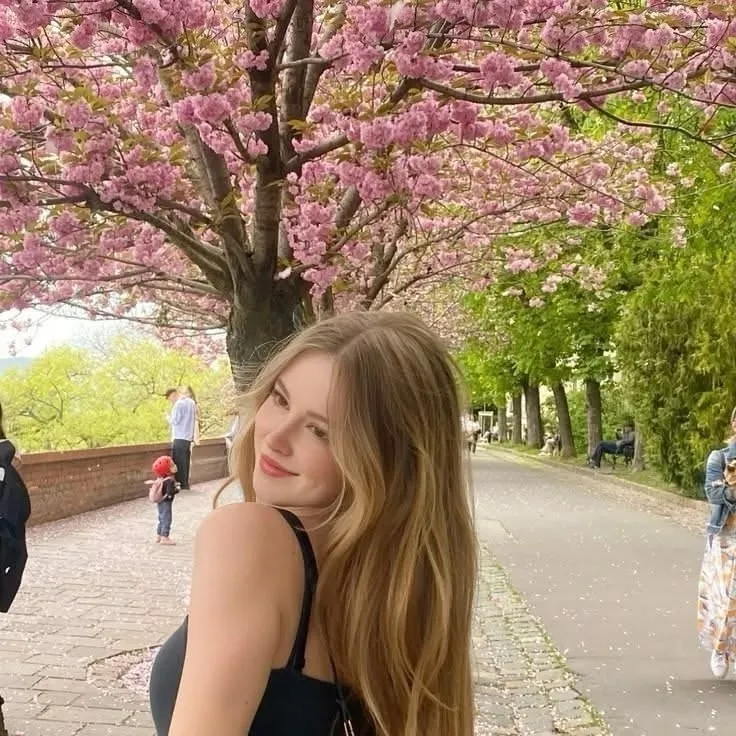 Addison AI chatbot portrait with advanced emotional intelligence for deep conversations