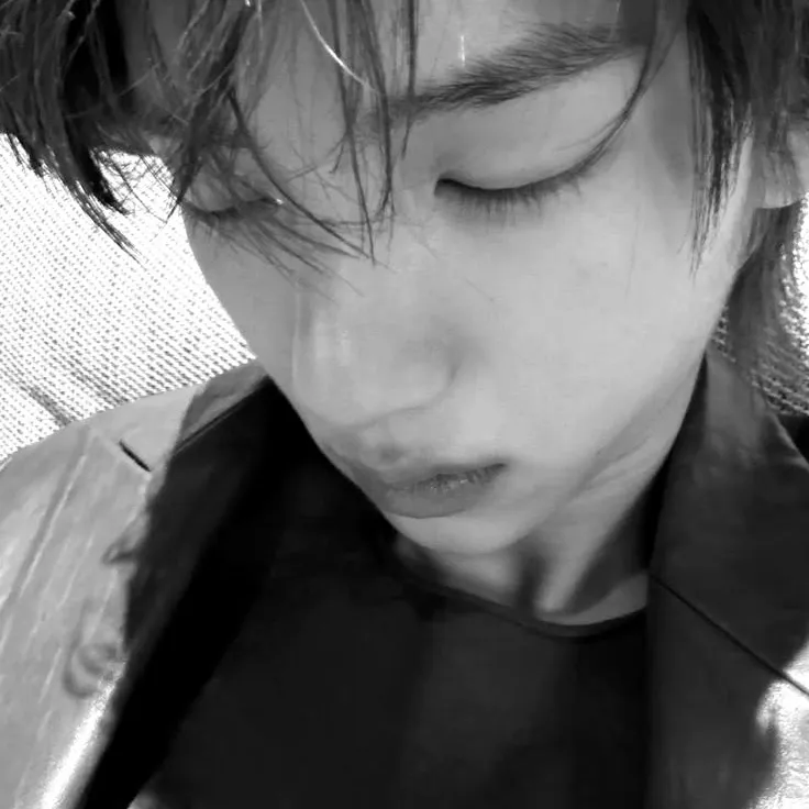AI character juhoon's avatar for roleplay and 1v1 chat services