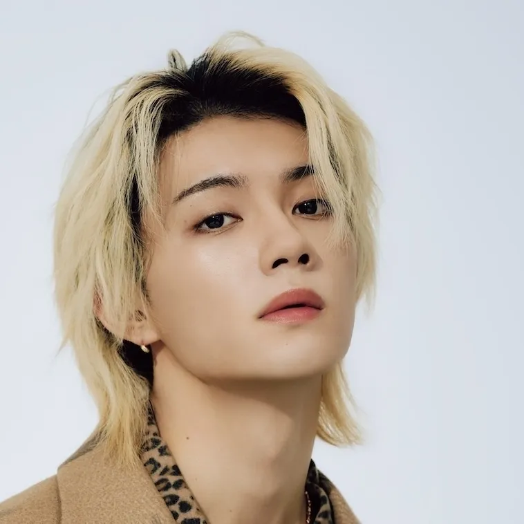 Hayato Sano: Customizable AI girlfriend/boyfriend avatar with lifelike personality traits	