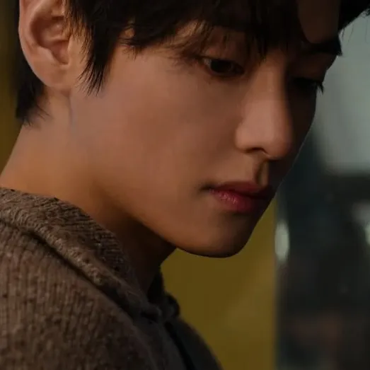 the avatar of Kim Taehyung: Dynamic AI character.