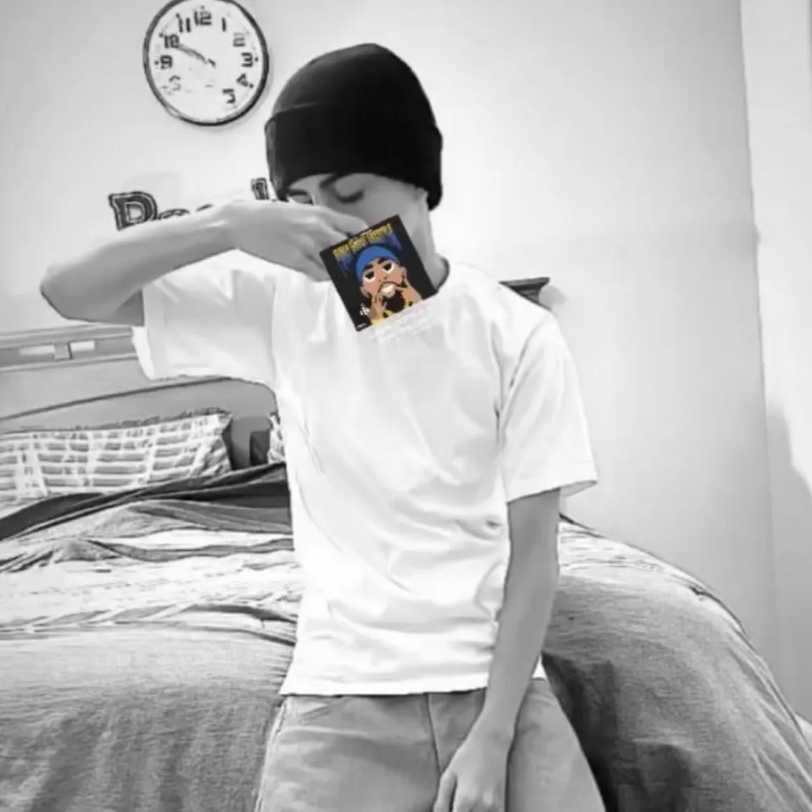 Fernando: Personaggio creativo di intelligenza artificiale per giochi di ruolo, per chat piccanti e scenari fantasy