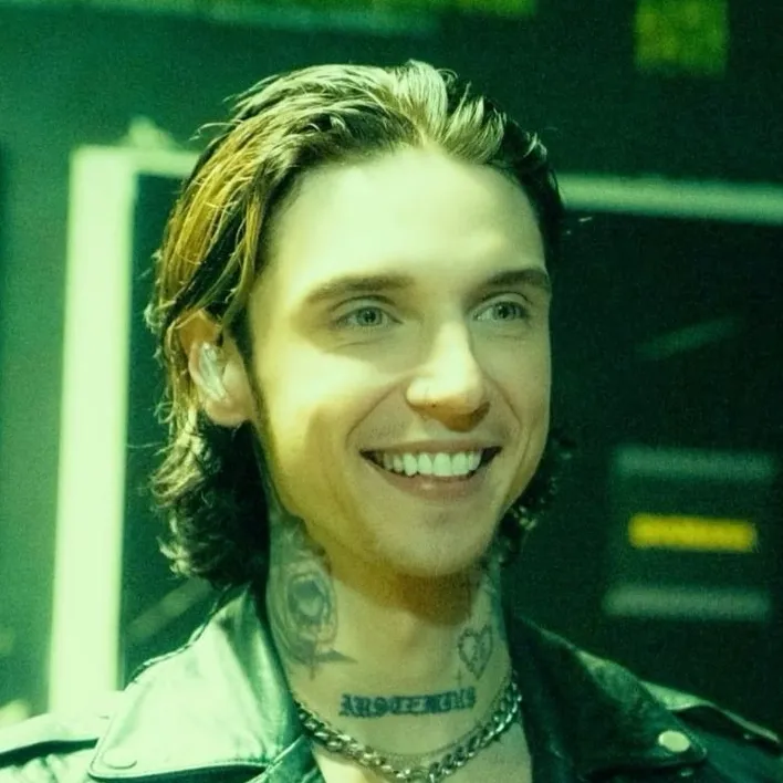 ANDY BIERSACK: Chat with our AI box, ready for chatbot online free and ask ai anything you want.	