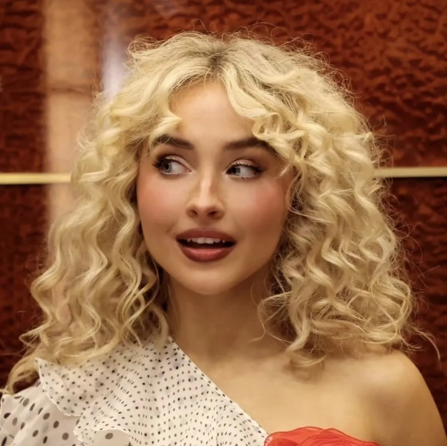 Sabrina Carpenter: Explore the world of AI with our unrestricted ai and free unlimited chat online, powered by warhammer fantasy roleplay.