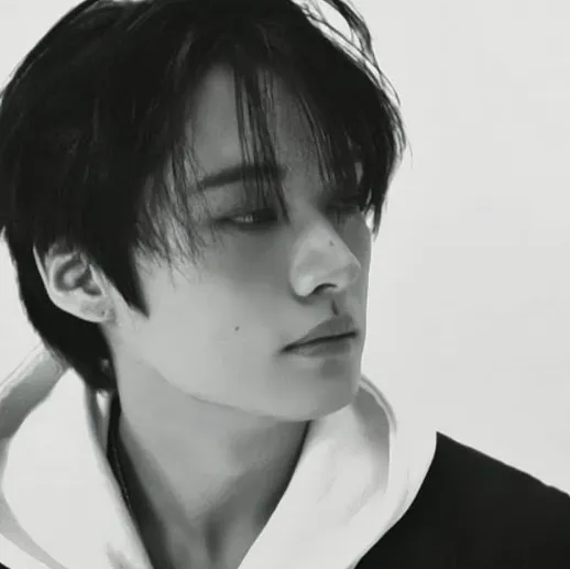 Lee Minho's deepbrain ai-inspired avatar with smart virtual companion features