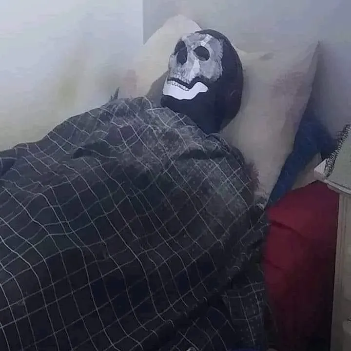 the avatar of Ghost who supports unlimited chat online services
