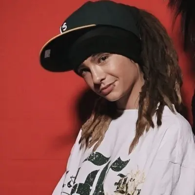 Tom Kaulitz: Baharatlı sohbet ve fantezi senaryoları için yaratıcı rol yapma yapay zeka karakter çizimi