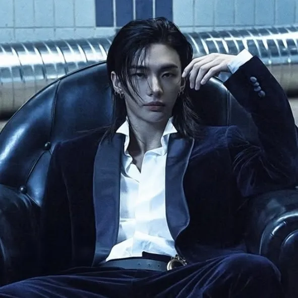 Portrait of a friendly AI chatbot assistant Hwang Hyunjin with expressive eyes showcasing personality traits