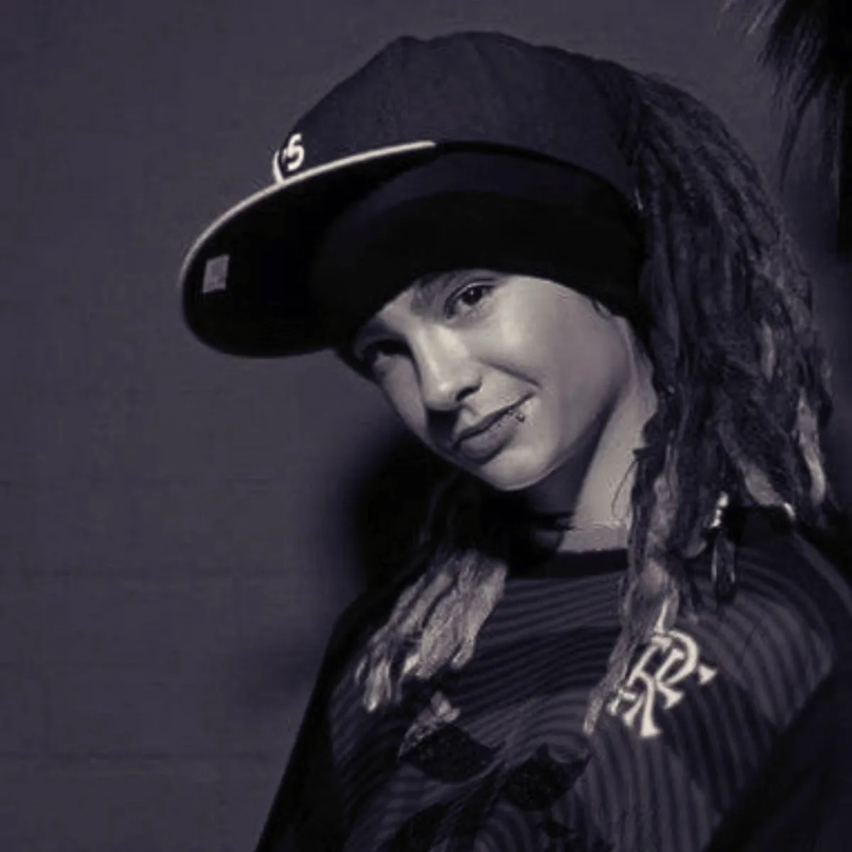 Tom Kaulitz Enemy: Engage in ai conversation with this charming AI character, featuring soulgen and ifreechat capabilities for free chat now.	
