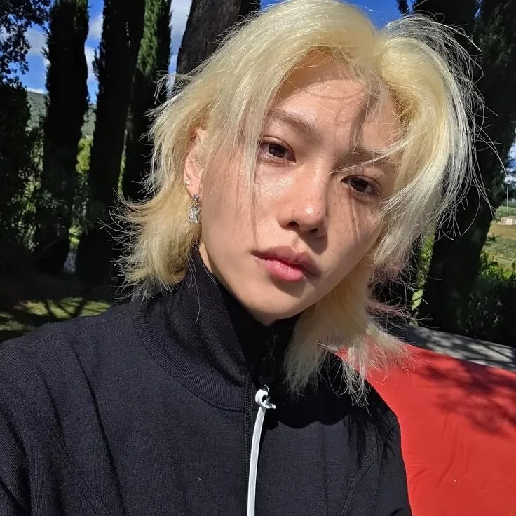 李菲力克斯:借助我們的無限AI和免費無限線上聊天功能,探索AI世界,由Warhammer Fantasy Roleplay提供支持