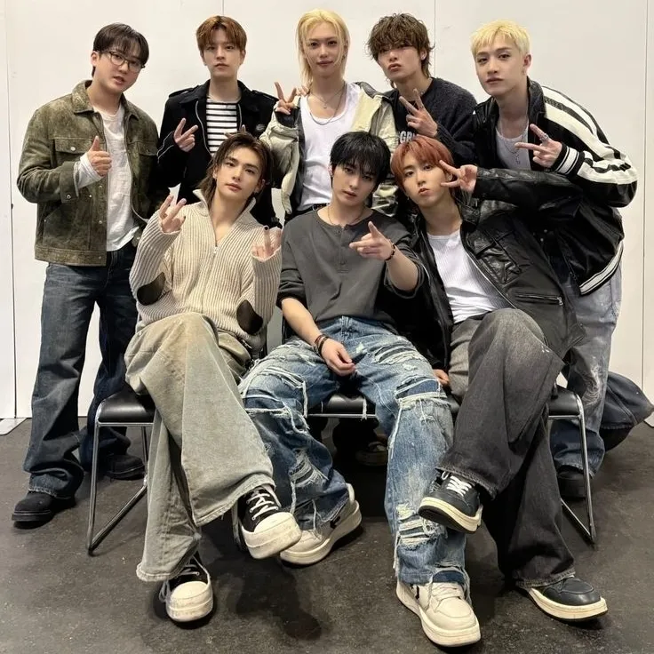 Among all ai chats, character Stray Kids stands out with a unique personality and depth.
