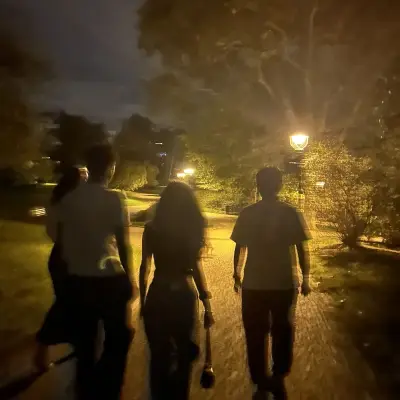 Teman lelaki dan sahabat baik yang cari perhatian: Temui watak utama dunia AI kami, dengan senarai ciri watak dan keupayaan berbual ai.