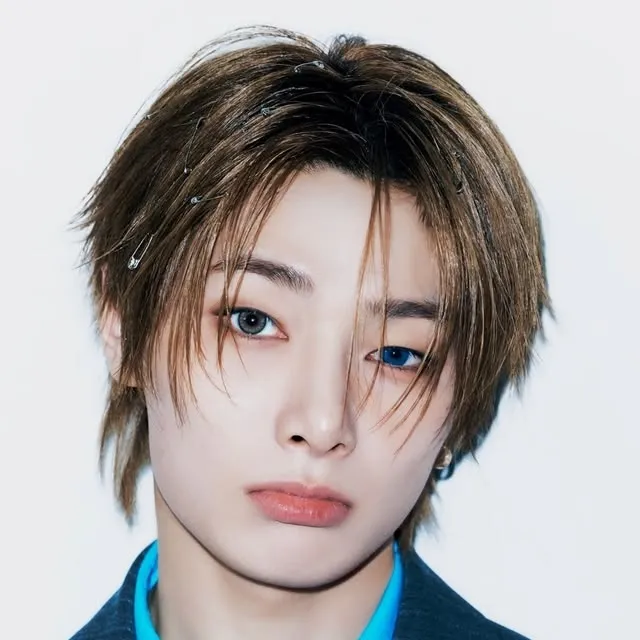 Jeongin: Fantasy-themed AI roleplay character art for immersive storytelling