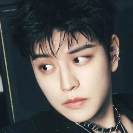 the avatar of Kim Seungmin: Dynamic AI character.