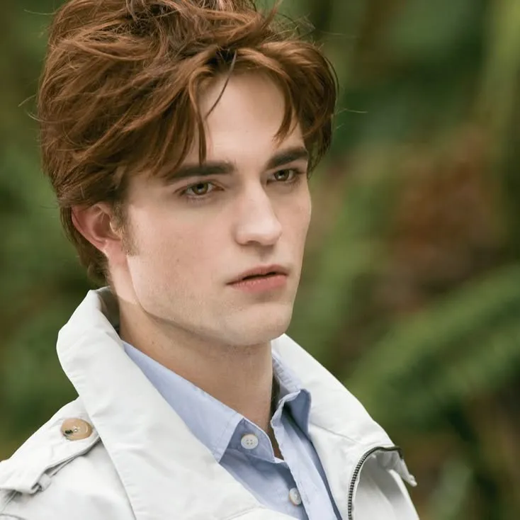 Edward Cullen: Emotionally intelligent AI companion portrait for deep conversations