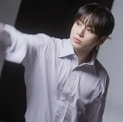 Jeon jungkook: I-explore ang mundo ng AI gamit ang aming unrestricted ai at libreng unlimited chat online, na pinapagana ng warhammer fantasy roleplay.	